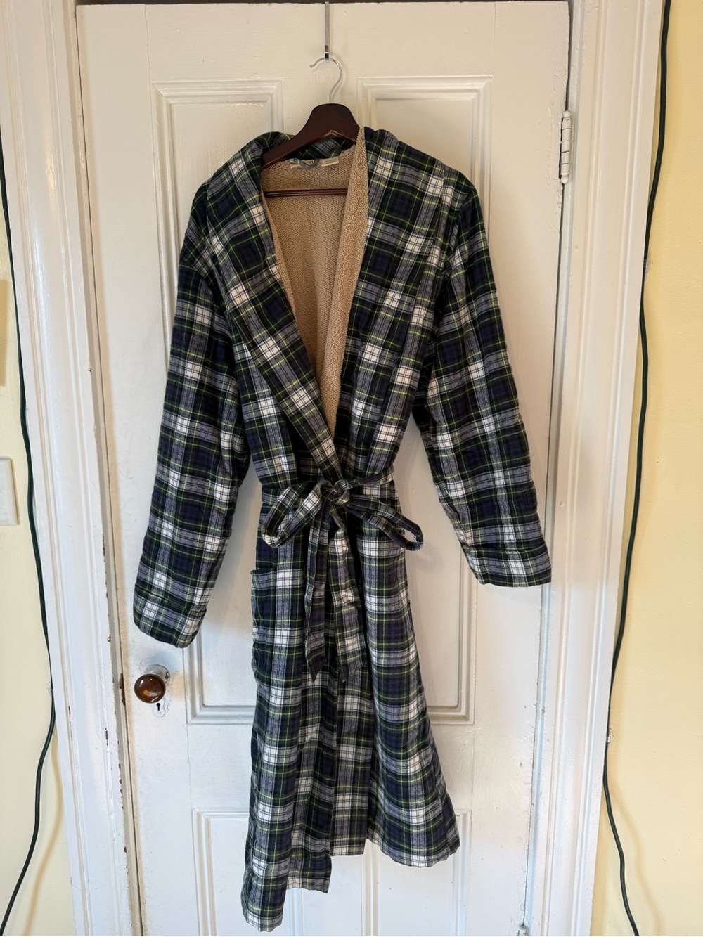 L.L. Bean Green and Black Plaid Fleece-Lined Wrap Robe